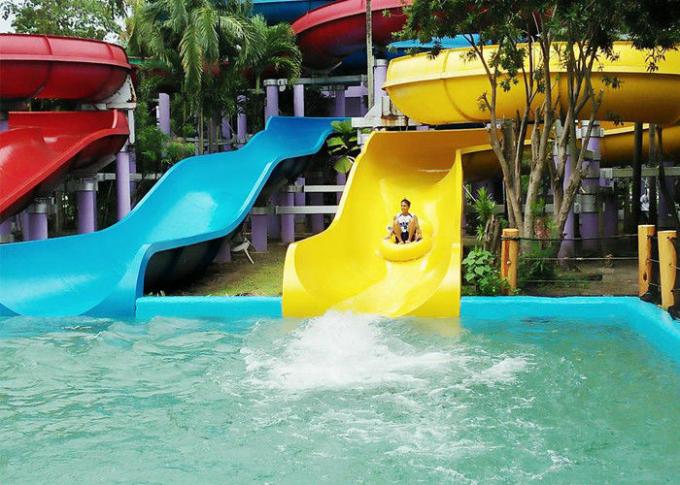 Resorts Yüzme Havuzu için Kaydıraklı Su Kaydırağı Su Parkı Ekipmanı Fiberglas Slaytlı