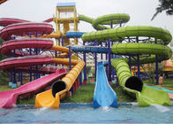 Özelleştirilmiş Vücut Su Kaydırağı Parlak Renkli FRP Büyük Aqua Park Ekipmanları