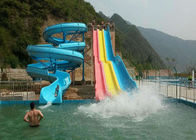 Holiday Resort için Mix Renk Ticari Spiral Yüzme Havuzu Slide